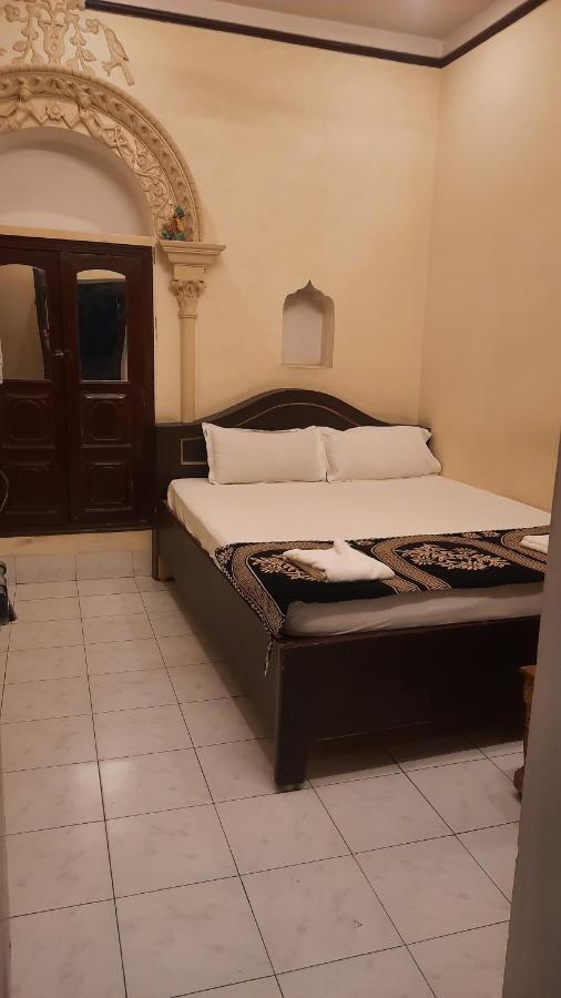 Baba Guest House Varanasi Exterior photo