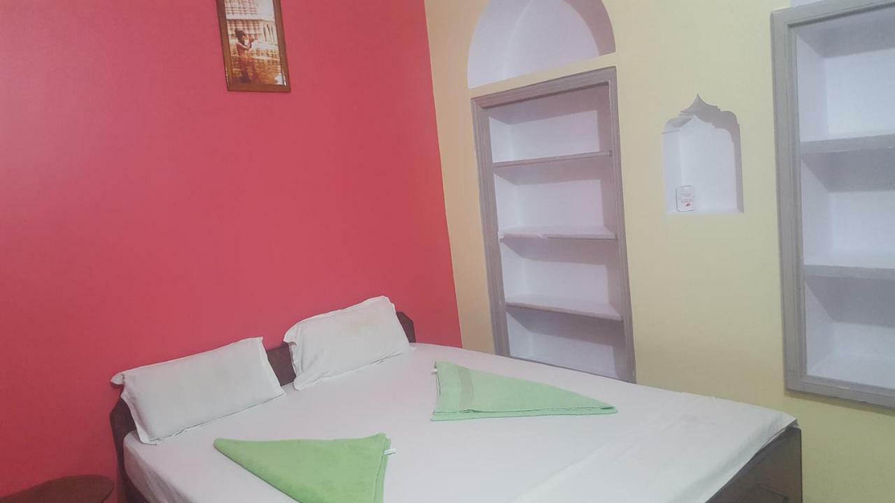 Baba Guest House Varanasi Exterior photo